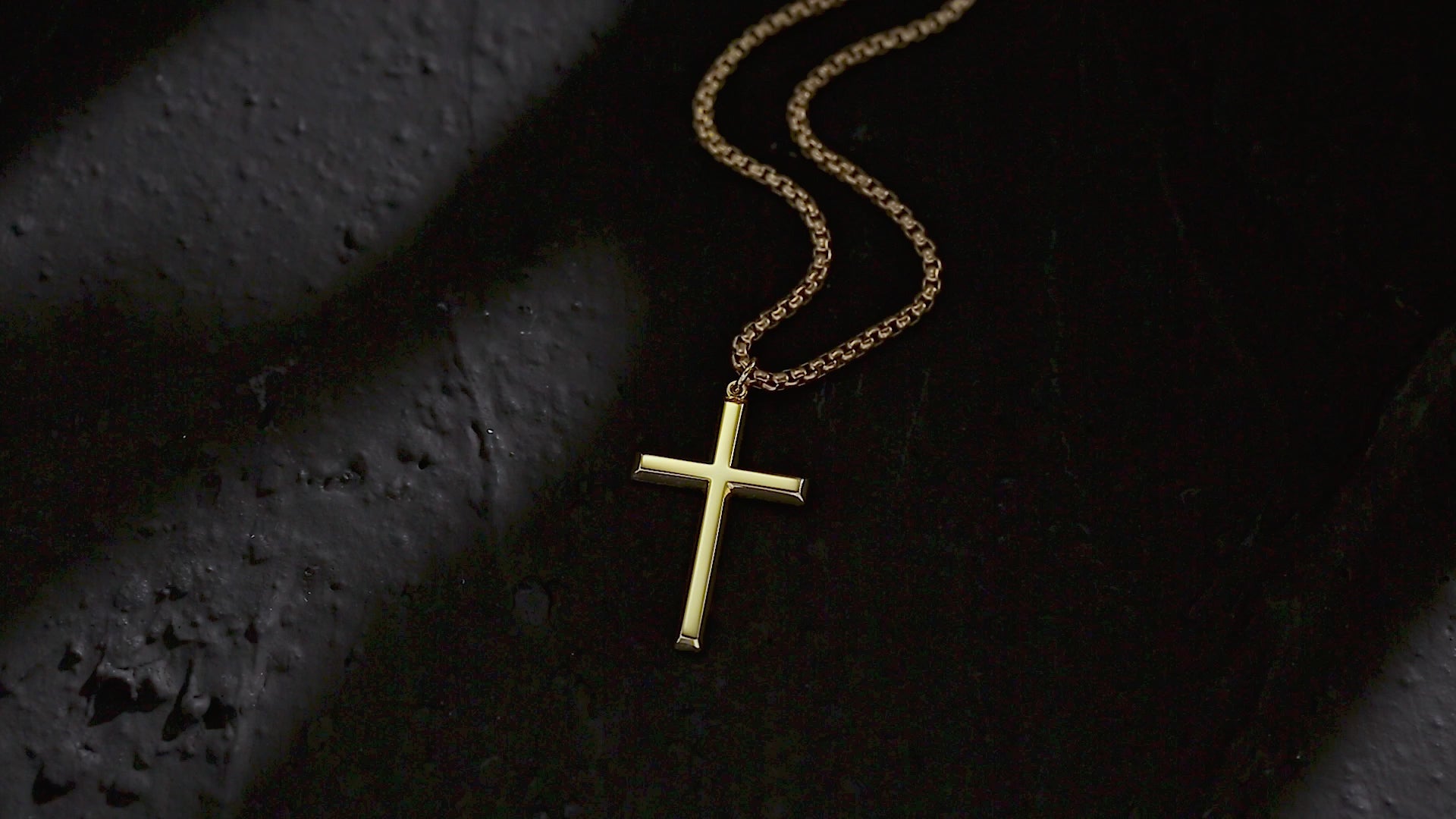 FANCIME Mens Polished Cross 925 Silver Necklace Video