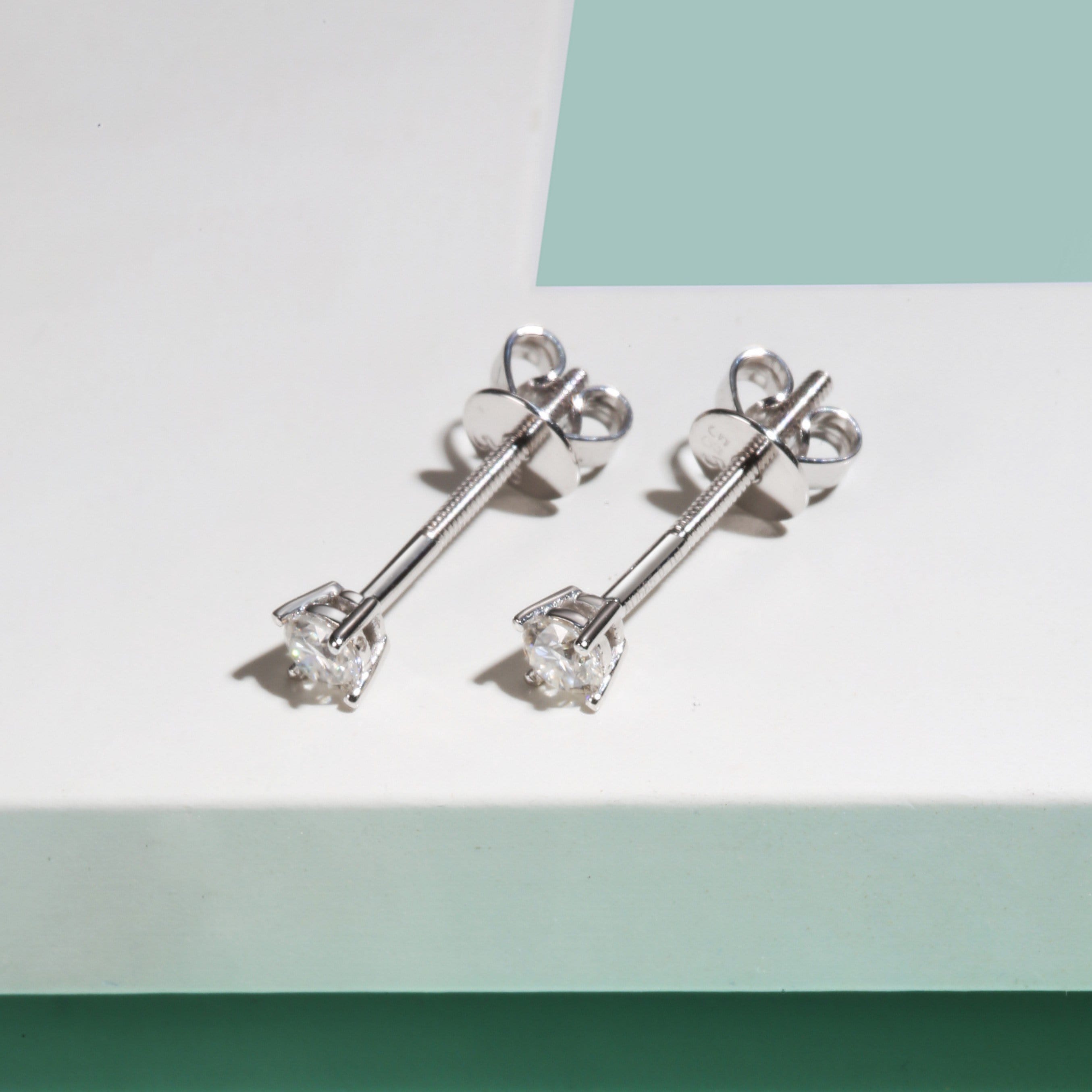 FANCIME 0.2 cttw Moissanite 14K Solid White Gold Stud Earrings Show